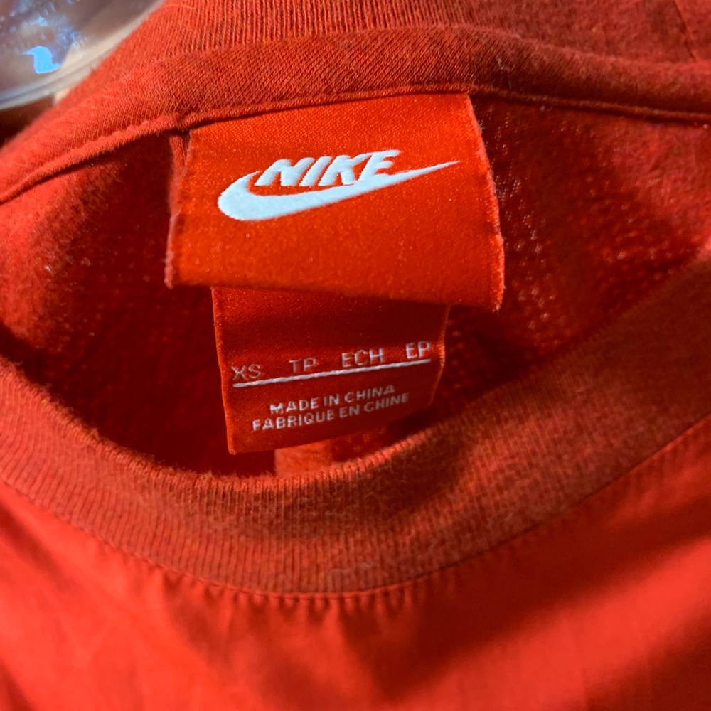 Nike - Picture 4 of 4